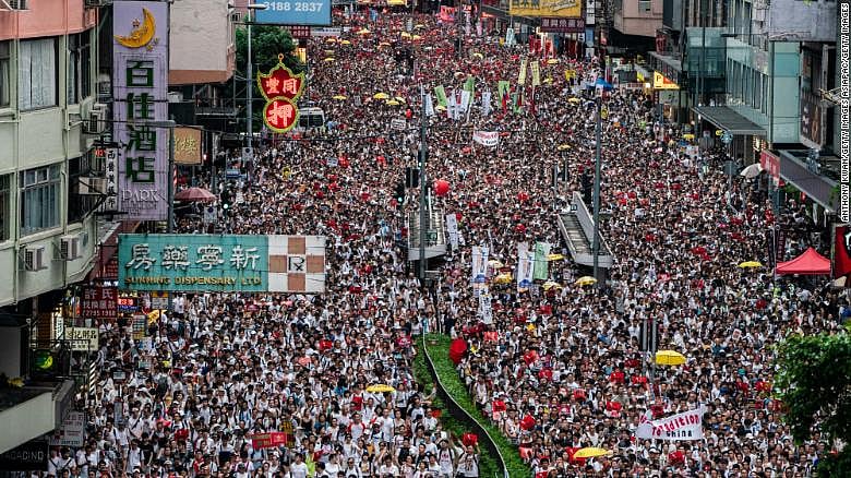  Hong Kong extradition bill near approval despite big protest