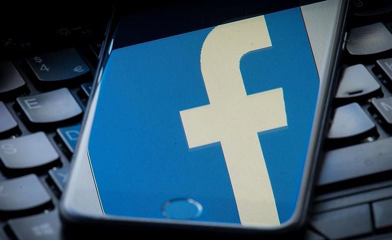Facebook rolls out new rules for political advertising globally