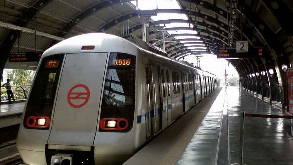  Centre seeks funds from Delhi for e-feeder buses