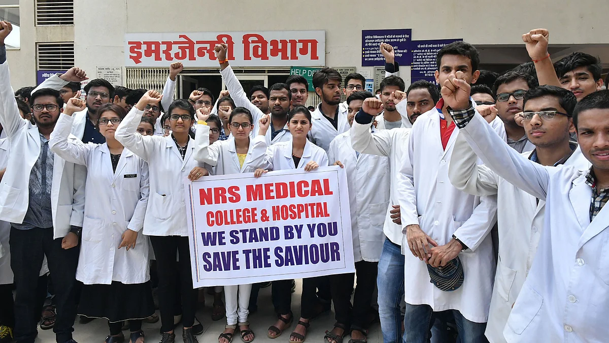 Mamata’s invitation for talks declined by striking doctors