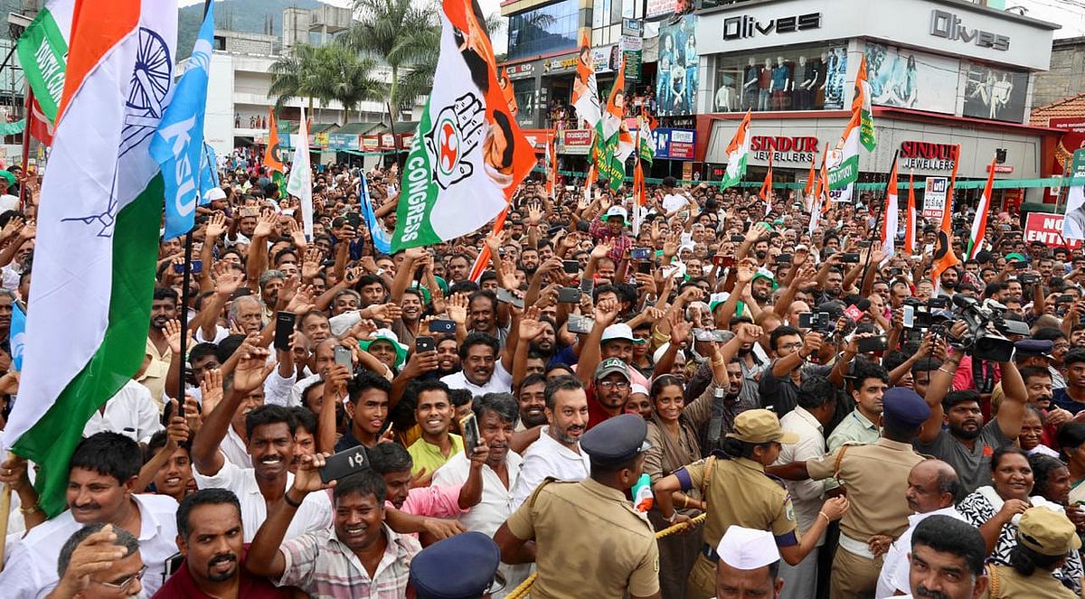 A huge crowd gathered at Rahul Gandhi’s roadshow