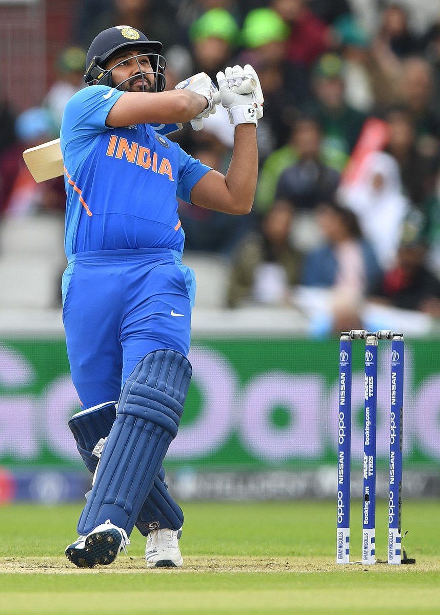India vs Pak ICC World Cup LIVE: Pak loses 3 wickets in quick succession; 129 for 5 in 27 overs 