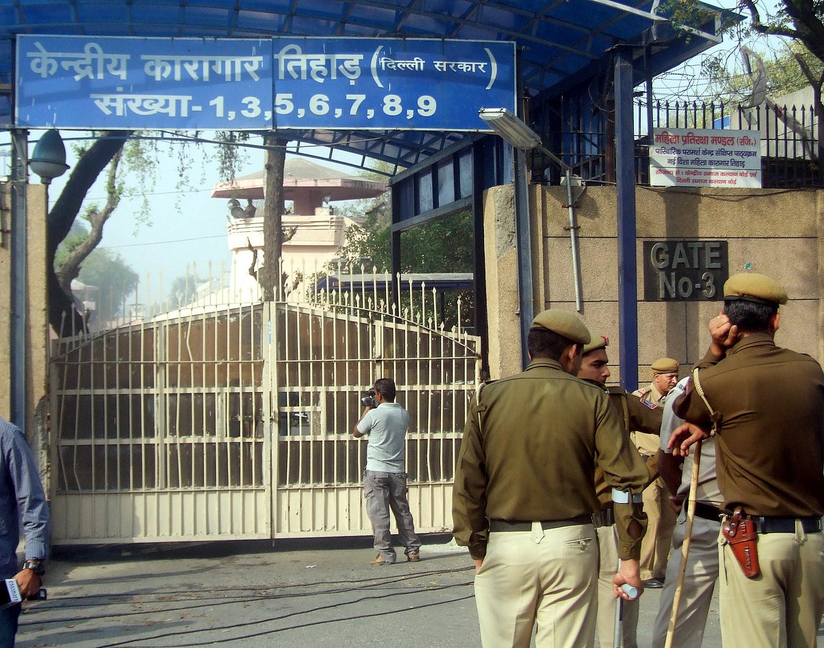 Internet telephoney helps gangsters make a killing from NCR jails 