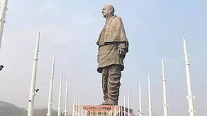 Rains create puddles in Statue of Unity viewers gallery