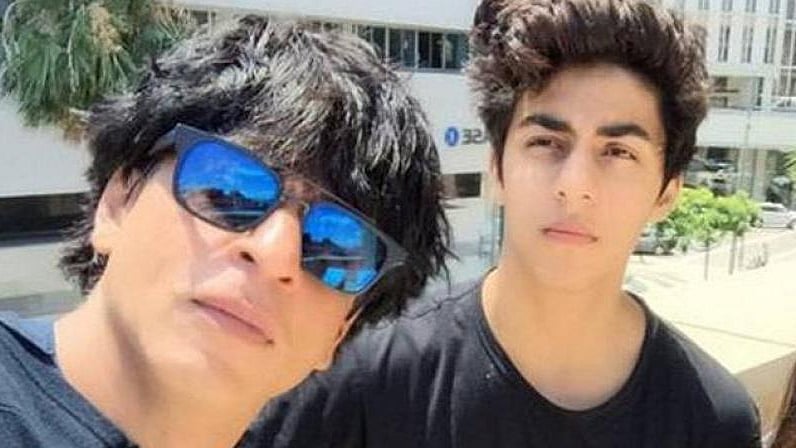 File photo of Shah Rukh Khan with son Aryan Khan