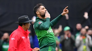 Pak pace sensation Mohammad Amir comes out of retirement, might play T20 WC