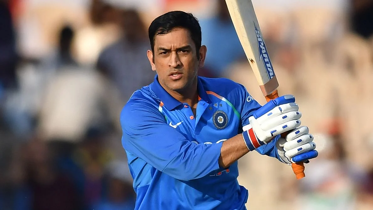  Mahendra Singh Dhoni (social media)
