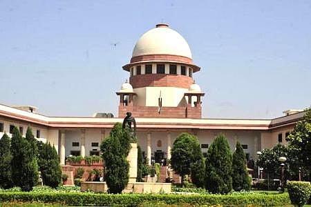 Kashmiri lawyer moves SC against Presidential Order on revoking article 370