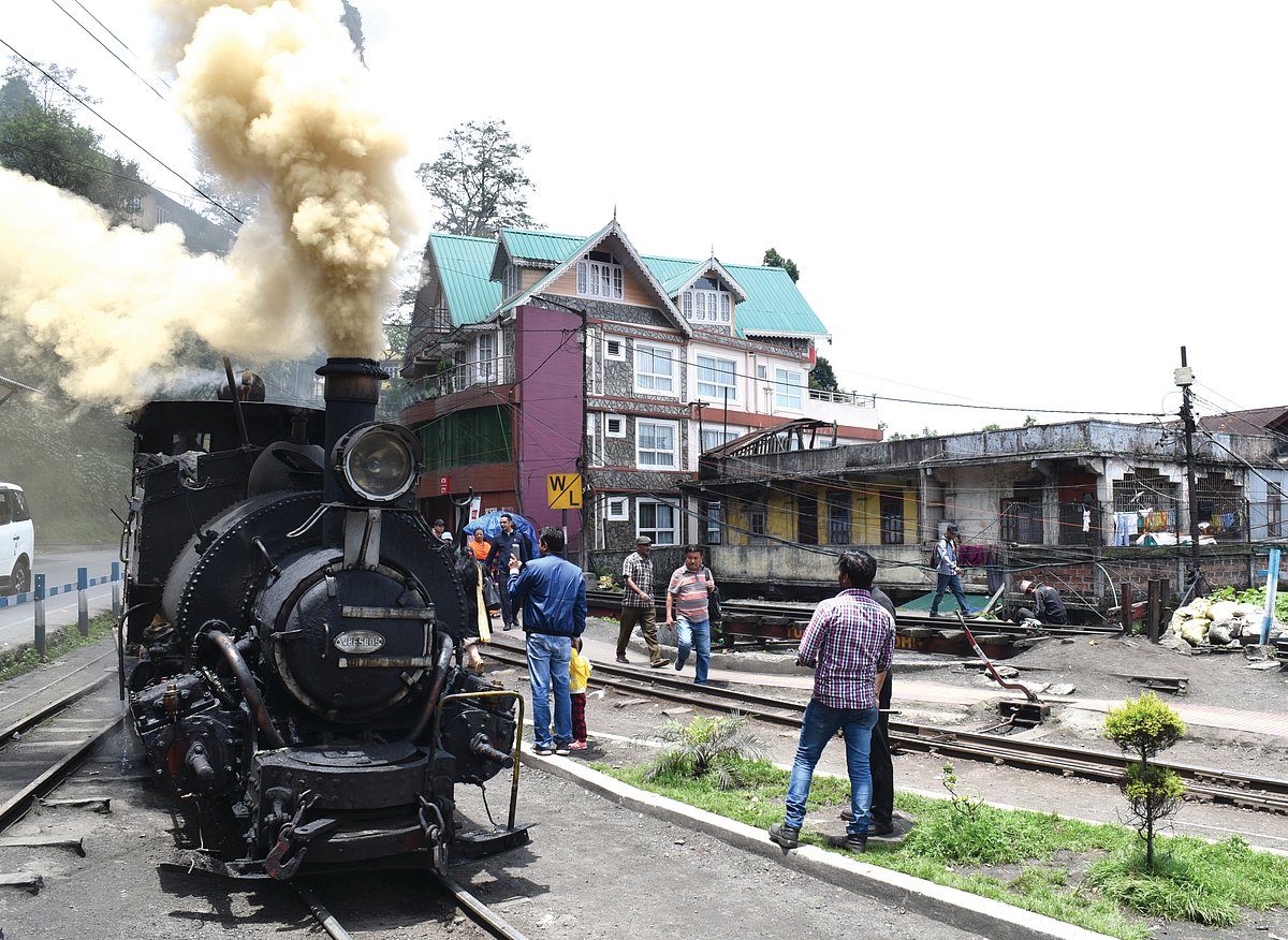 Darjeeling Hill Railway  History in motion 