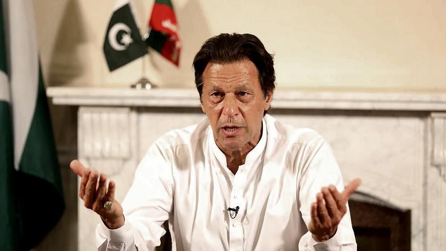  Imran Khan (Social Media)