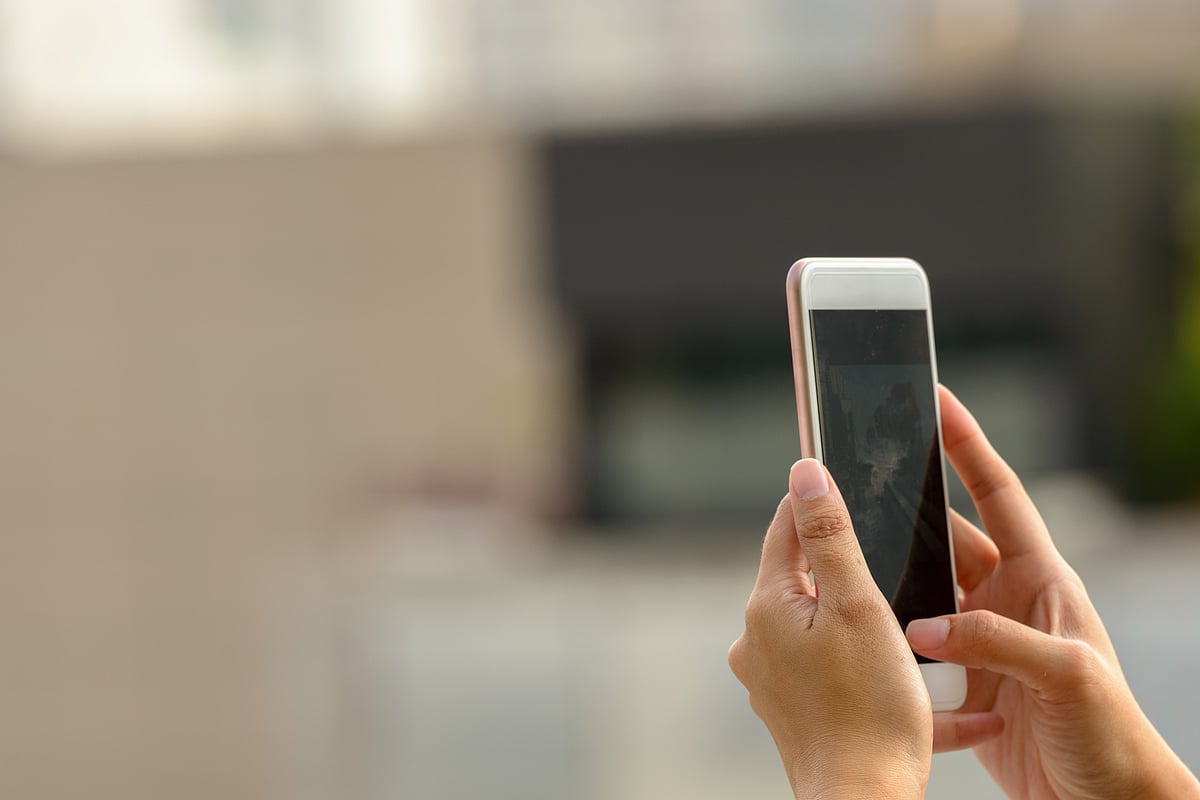  Google, Facebook  track porn-viewing habits