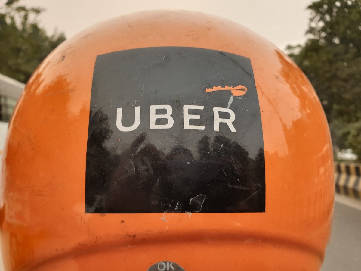 Uber sacks 400 as growth slips off the road