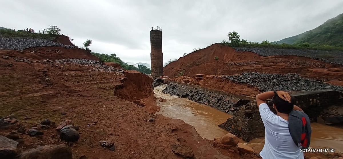 Maharashtra Shiv Sena minister Tanaji Sawant blames crabs for dam burst