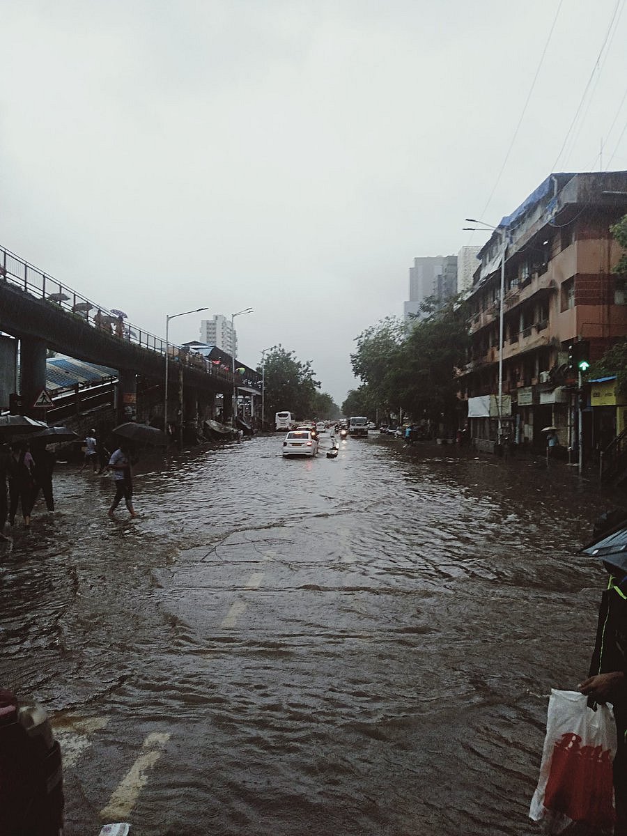 Mumbai rains LIVE: 4 killed, traffic hit for fourth day