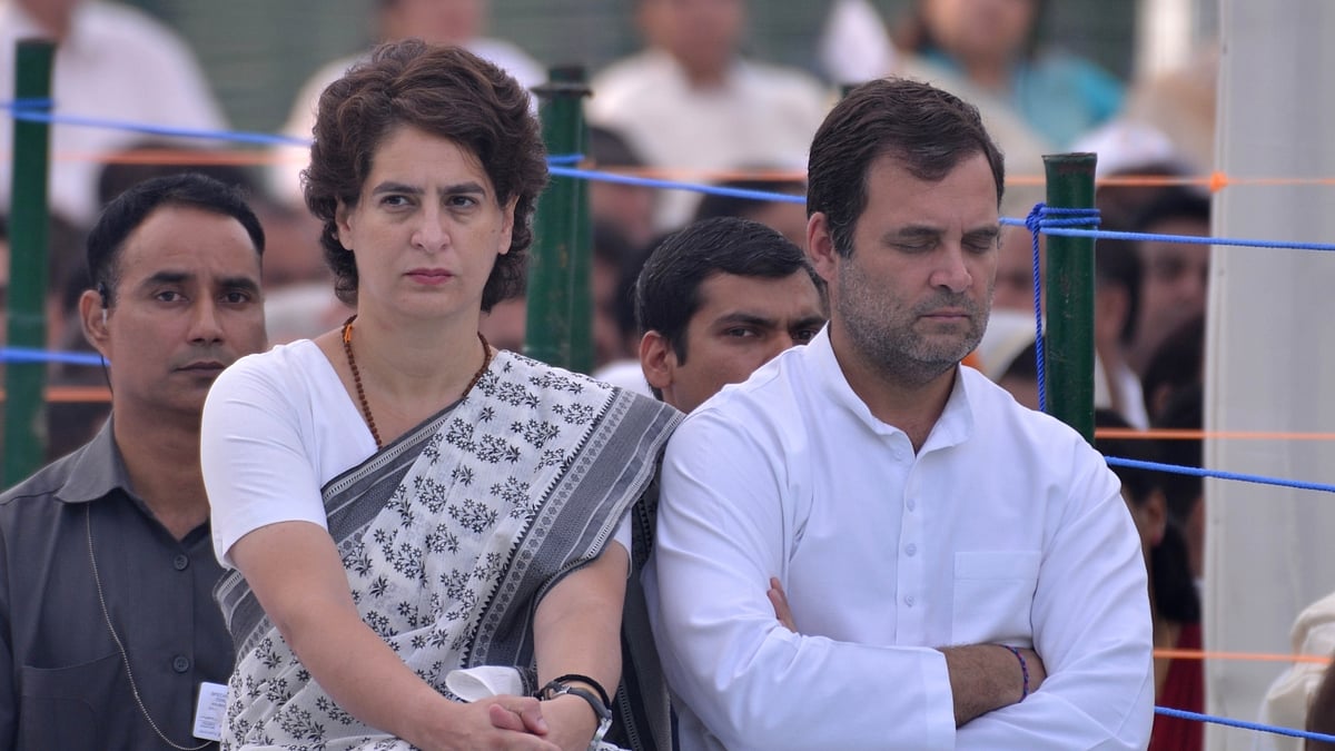 Rahul, Priyanka slam BJP after govt falls in Karnataka