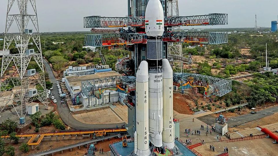China says it wants to work with India for outer space exploration