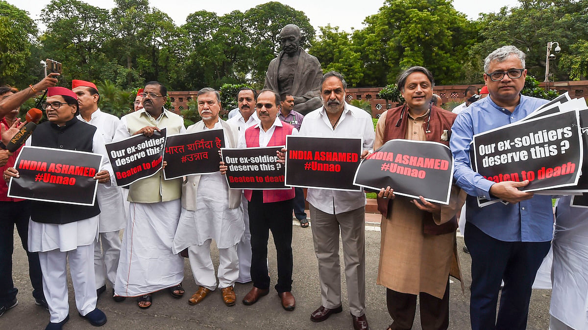 Opposition protests in Lok Sabha over accident case of Unnao rape survivor