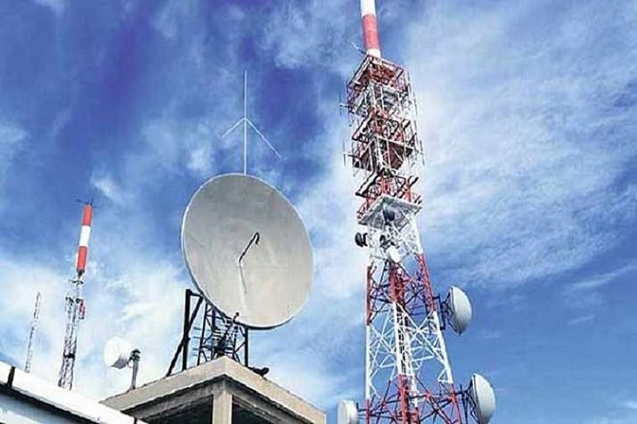 Telecom firms owe over Rs 92K cr as licence fees, govt tells SC 