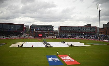 India vs New Zealand LIVE: Match stopped due to rain