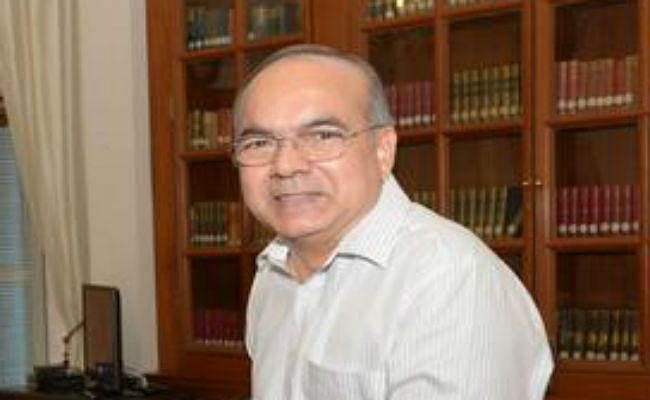 CPWD DG Prabhakar Singh apologises to court after judge orders jail term; Singh files writ against judge