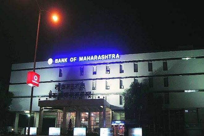 Roof of building that houses Bank of Maharashtra in Solapur collapses, over 20 people trapped