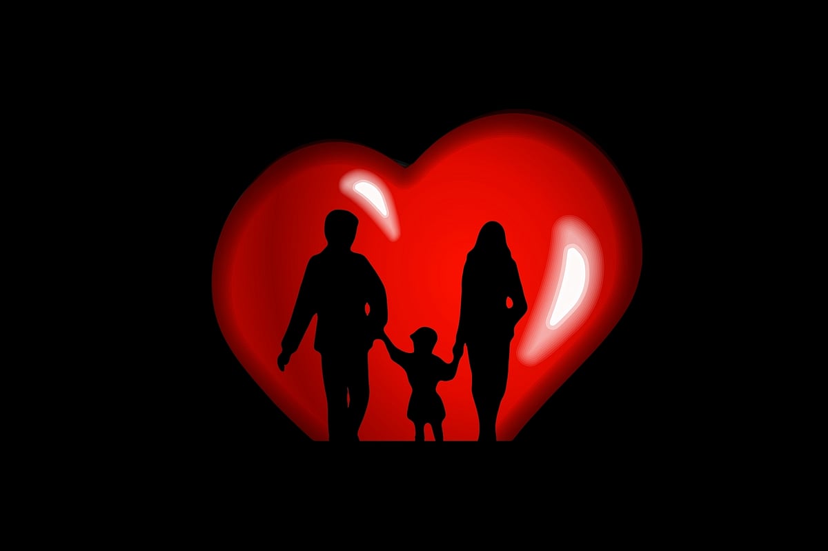 Govt brings Bill banning commercial surrogacy; some call the Bill “illogical” 