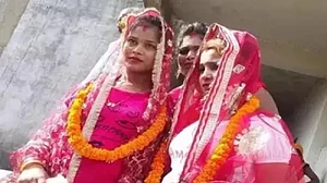 First same sex marriage solemnised by priest in Varanasi