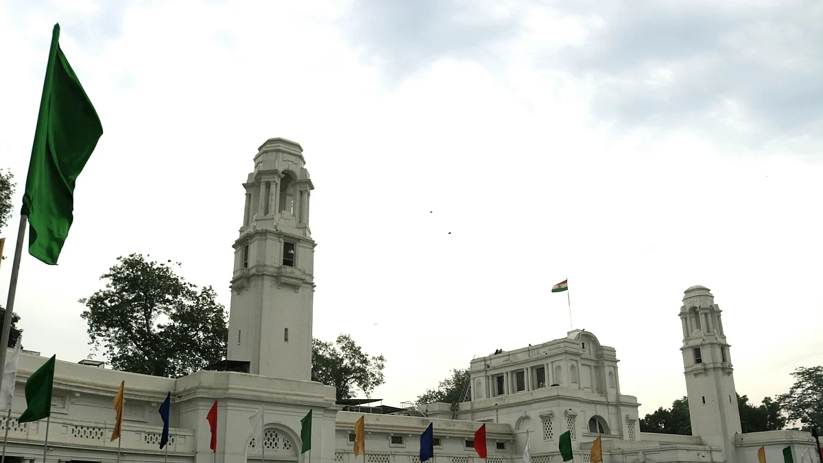 Delhi assembly tables resolution to build Ravidas temple  