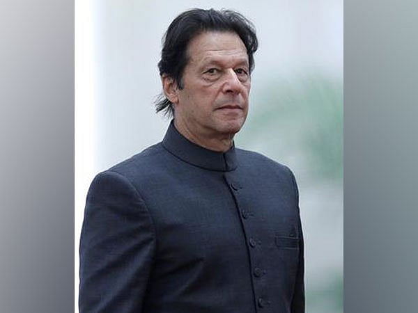 Pakistan magazine claims Mohammad bin Salman called back Imran’s plane