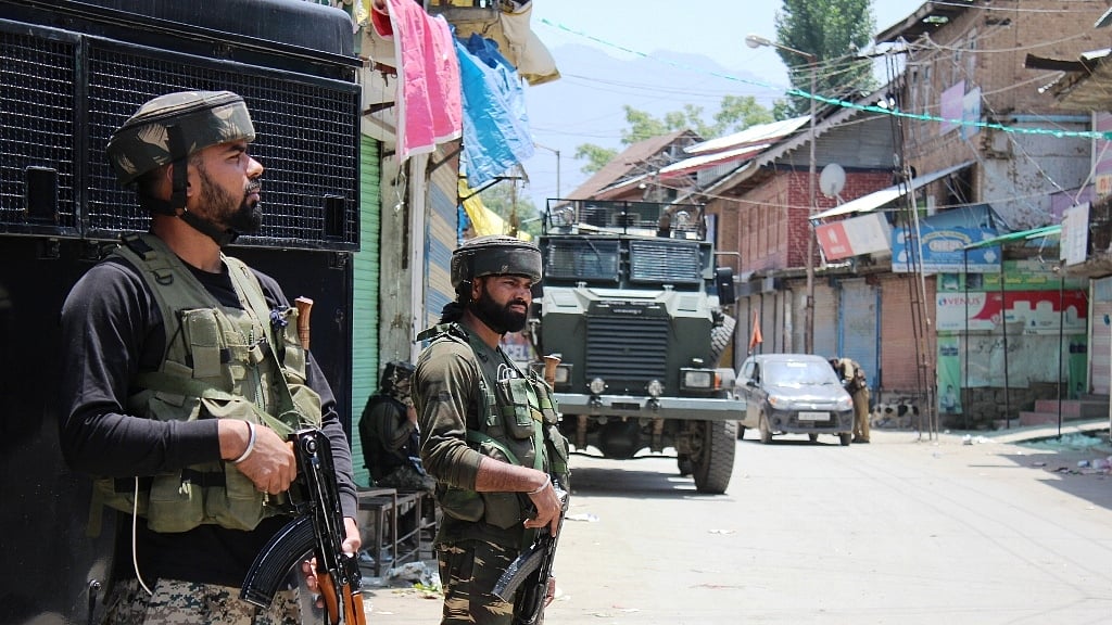 Kashmiris completely cut off as Modi govt revoked Article 370, declares Jammu and Kashmir Union Territory