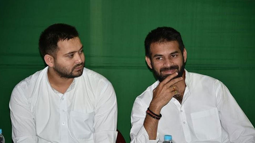 Tejashwi and Tej Pratap hit Patna streets, hold protest against municipal authorities