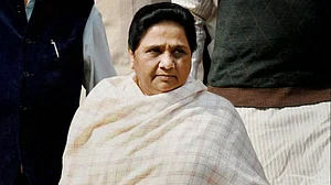 Mayawati distances self and party from Dalit protest over Ravidas temple