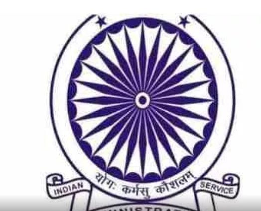What ails the Indian Administrative Service IAS?  Politicisation…