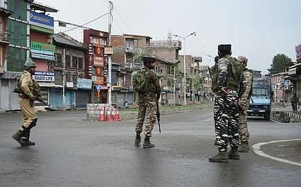 Curbs further eased in 50 PS areas in Valley; Internet snapped in Jammu