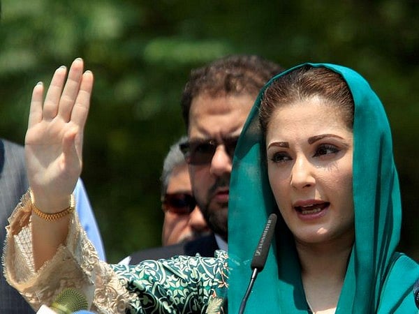 If Imran likes India so much, then he should leave Pak & move: Maryam Nawaz