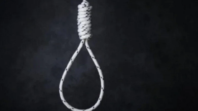 Contractor commits suicide in PWD office in Varanasi