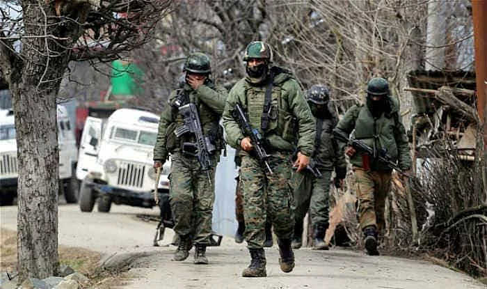 Is Jammu and Kashmir going to be divided into three union territories?