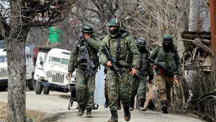 Is Jammu and Kashmir going to be divided into three union territories?