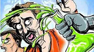 Acid attack on family for resisting eve-teasing in Bihar