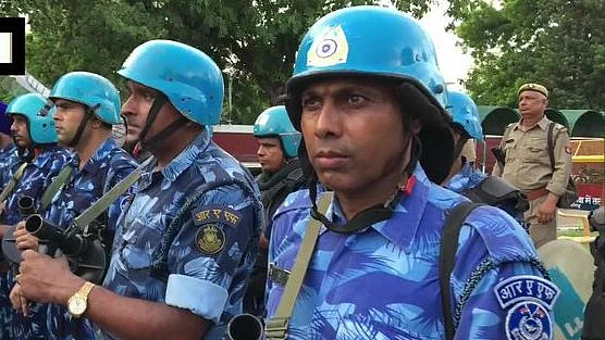 Security personnel outside AMU campus (twitter)
