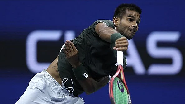 US Open: Nagal takes a set from Federer before exiting