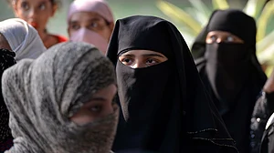 Day after Triple Talaq Bill is passed, UP man gives triple talaq to wife on road