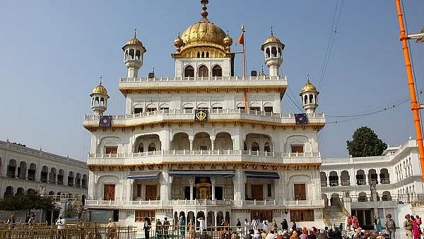 It’s our duty to protect honour of Kashmiri women: Sikh religious leader