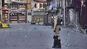 Communication blockade fueling anger in Kashmir