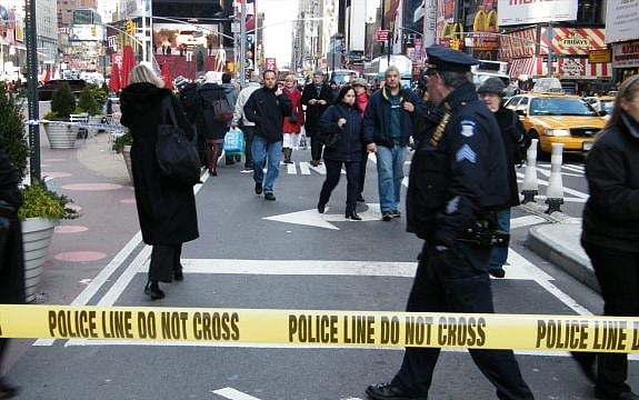 Mass shooting scare creates panic among tourists at Times Square 