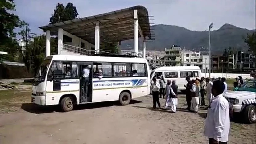 The bus that travels between Poonch and Rawalkot across the Line of Control (LoC). (file photo).