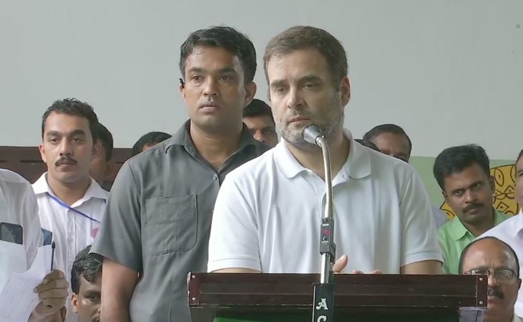 Rahul Gandhi to Jammu and Kashmir Guv Satya Pal Malik: Don’t need plane, but freedom to meet people