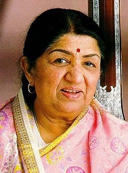Lata Mangeshkar on India’s most beloved patriotic song ‘Ae mere watan ke logon’