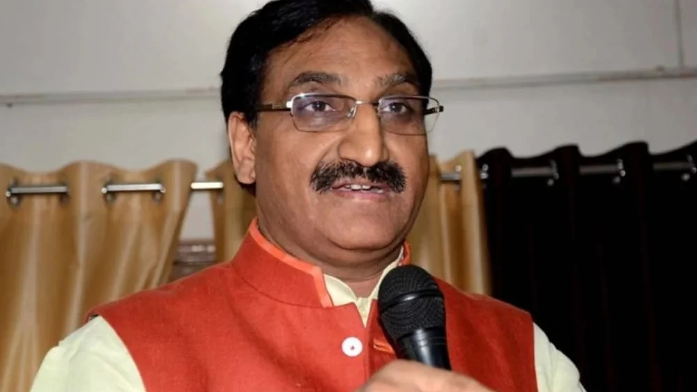 Forget Issac Newton, ancient ‘Hindu’ texts mentioned gravity first, says HRD minister  Ramesh Pokhriyal