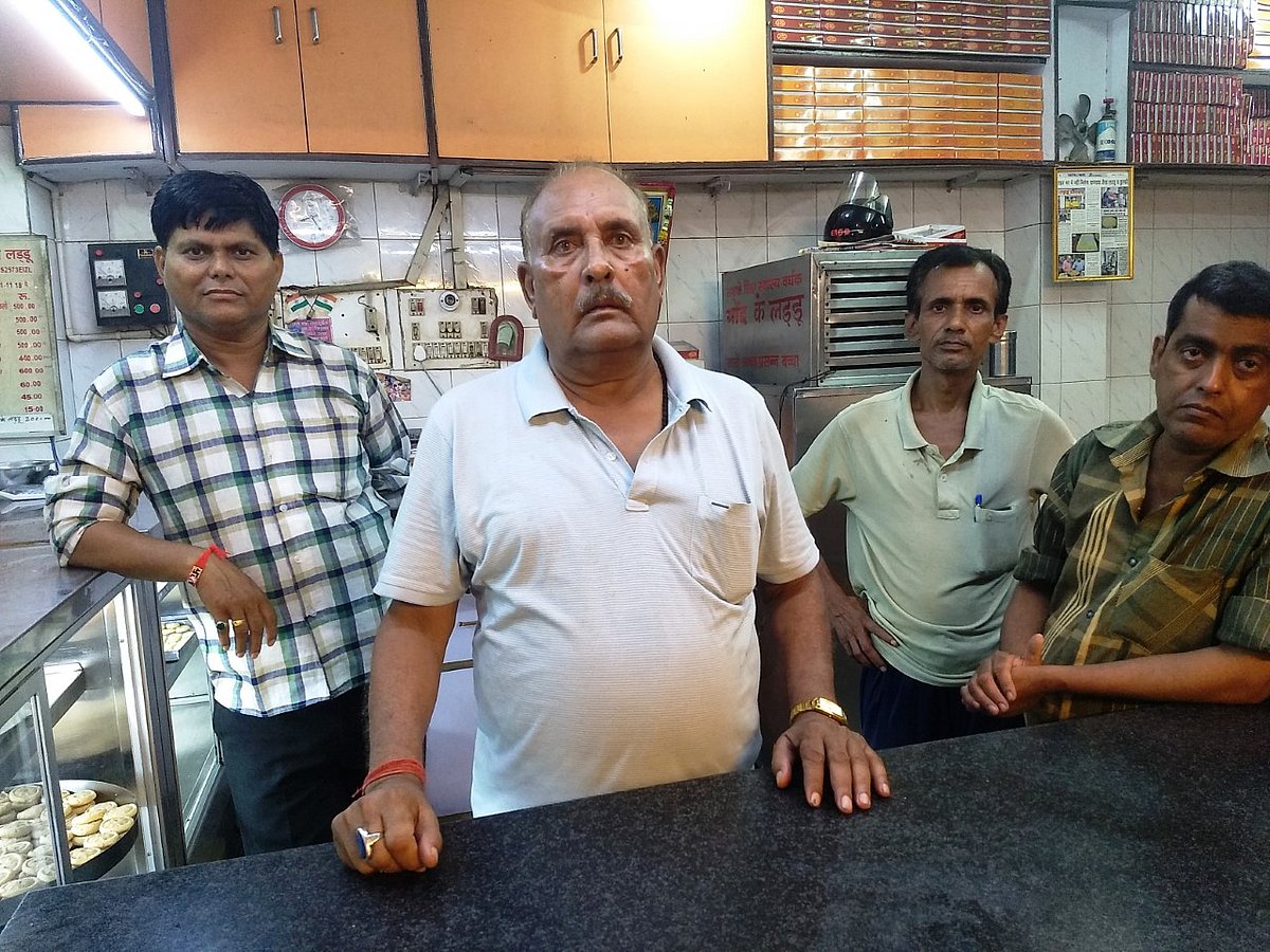 UP traders fume over lack of clarity on polythene ban, exorbitant fines